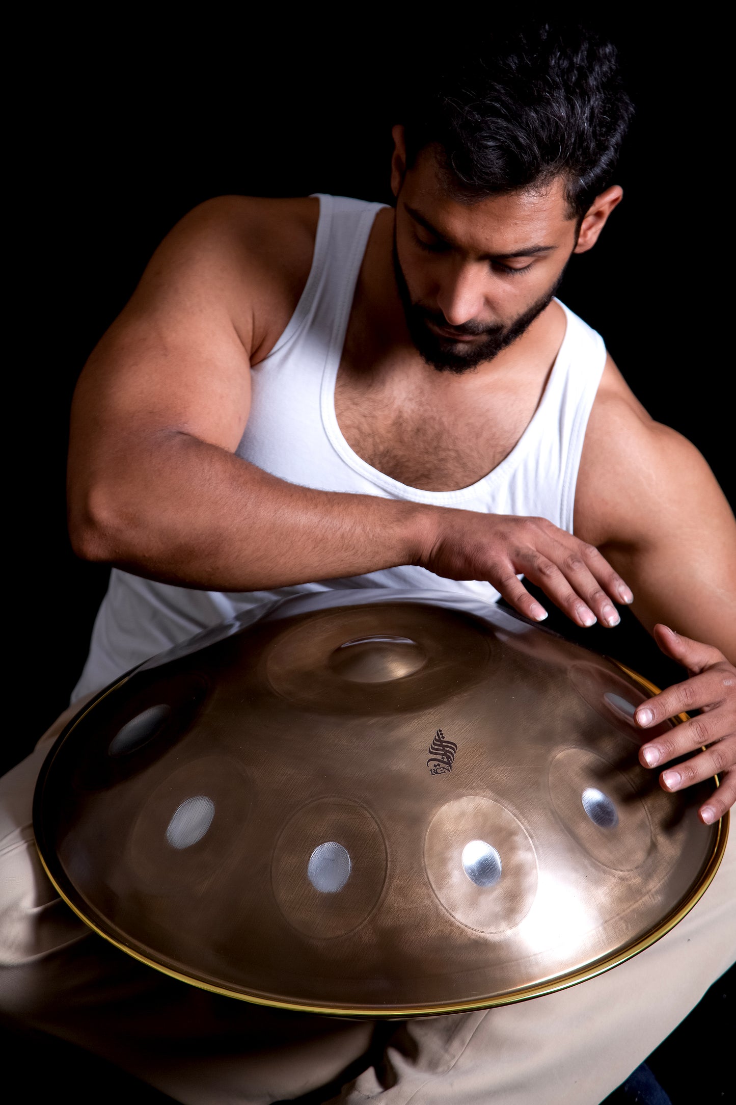 RooGiiNaa Hand Pan, 10 Notes, Stainless Steel, 440HZ, D-Kurd